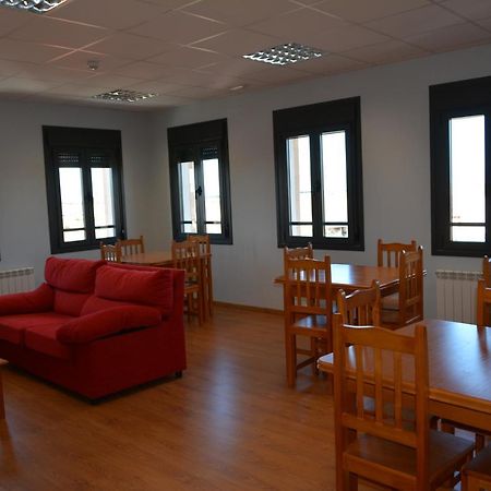 Albergue Villa Nava de la Asunción Exterior foto